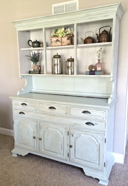 How To Paint And Distress A Wood Hutch - Sobremesa Stories